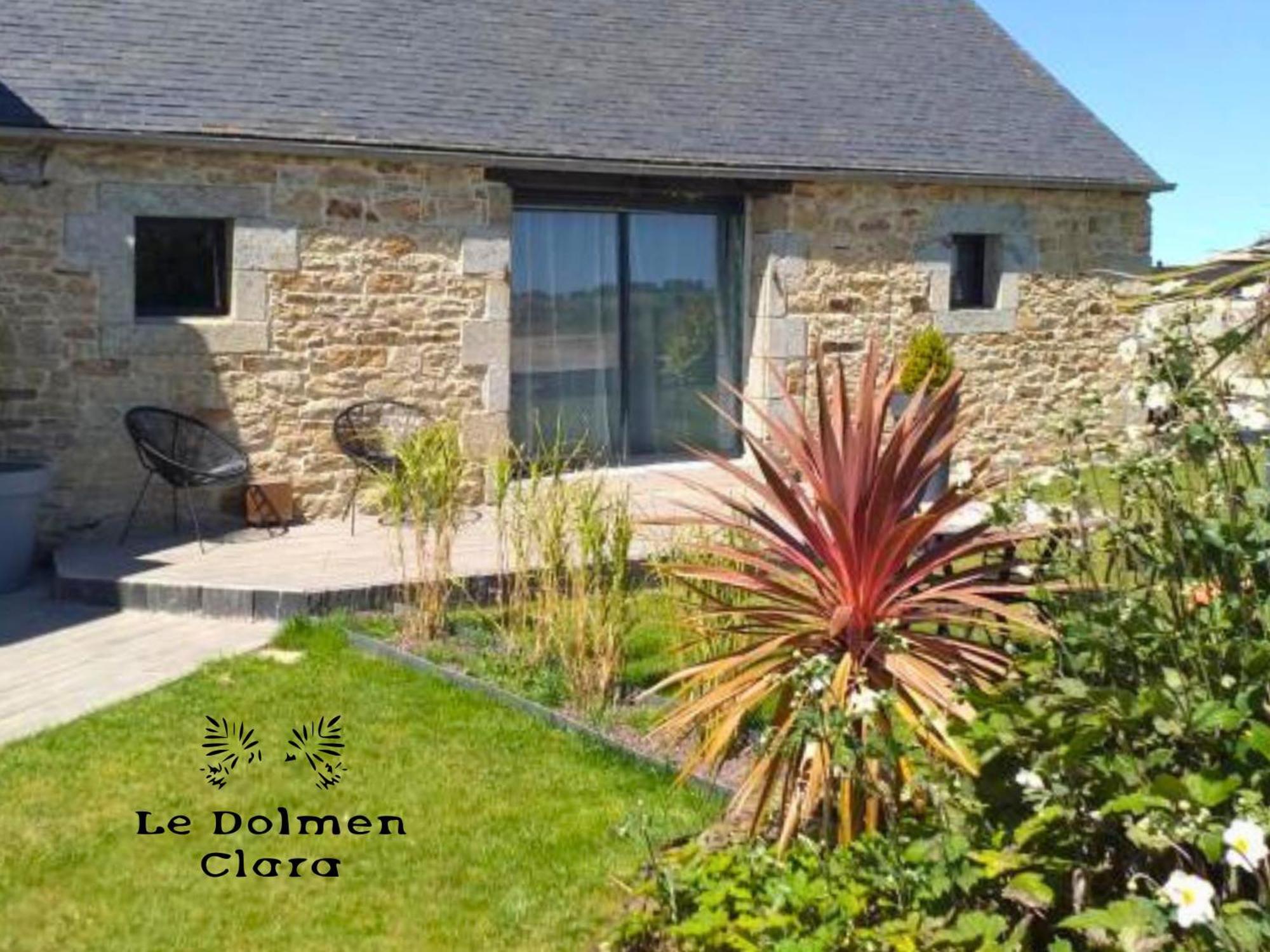Le Loft Du Dolmen Clara, Entre Terre Et Mer Plounévez-Lochrist Exterior photo