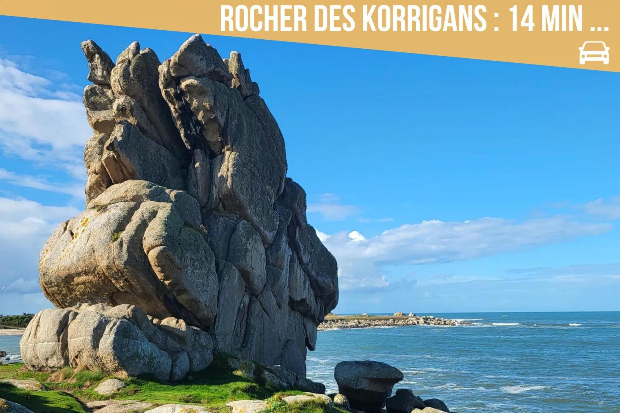 Le Loft Du Dolmen Clara, Entre Terre Et Mer Plounévez-Lochrist Exterior photo